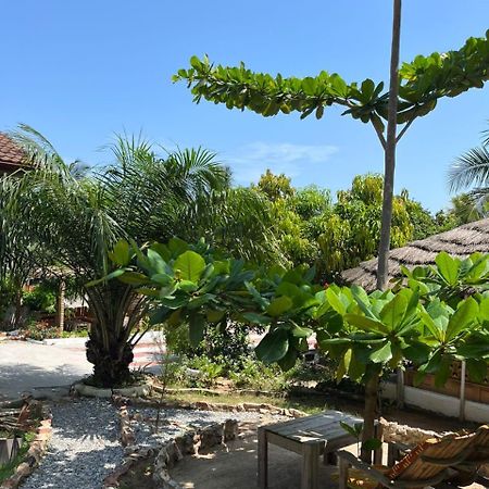 African Treasure Beach Resort Kokrobite 외부 사진