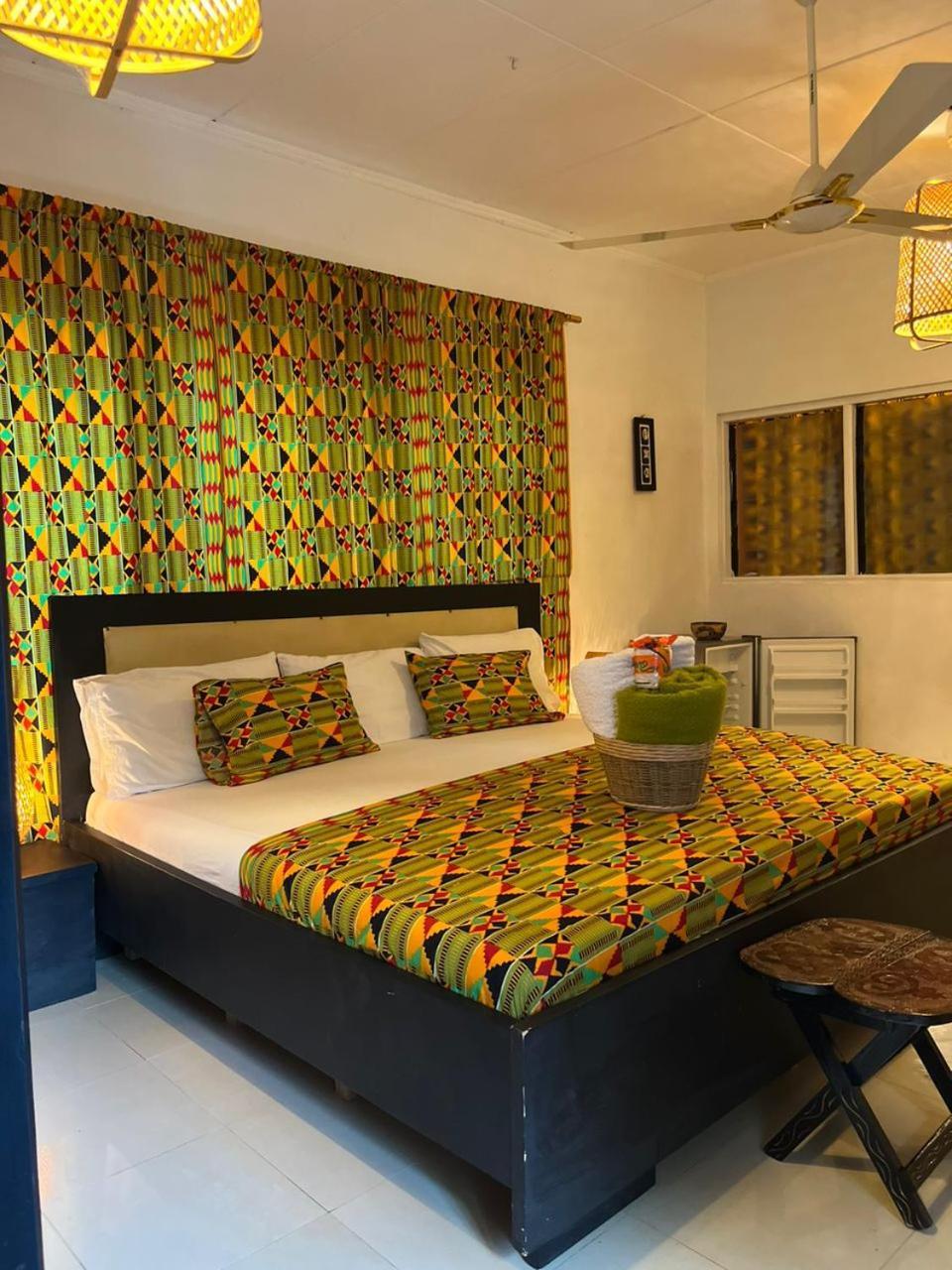 African Treasure Beach Resort Kokrobite 외부 사진
