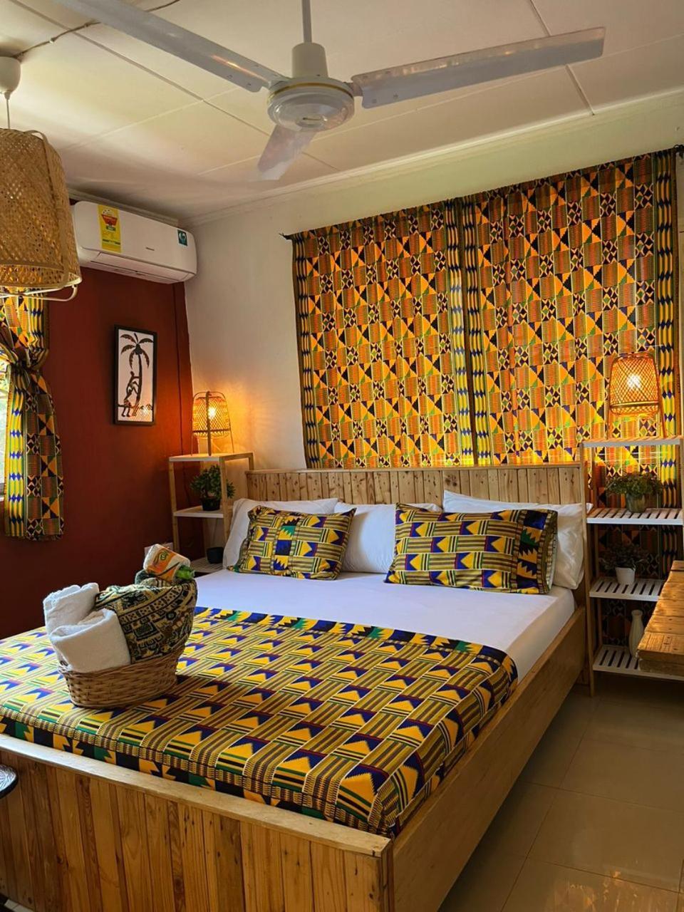 African Treasure Beach Resort Kokrobite 외부 사진