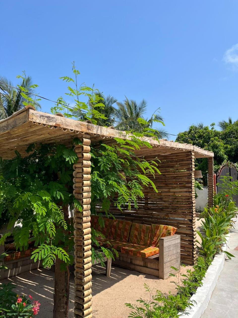 African Treasure Beach Resort Kokrobite 외부 사진