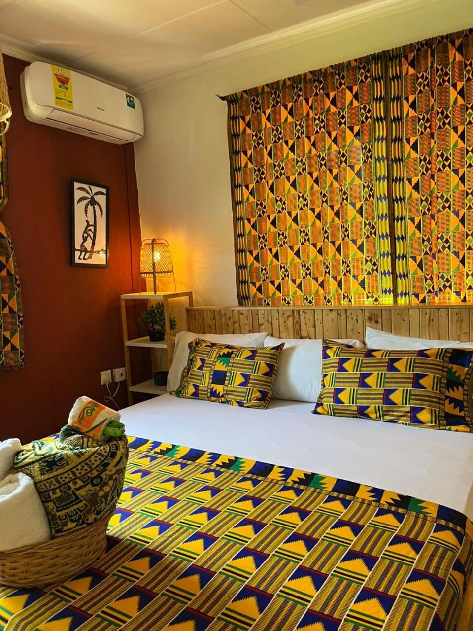 African Treasure Beach Resort Kokrobite 외부 사진