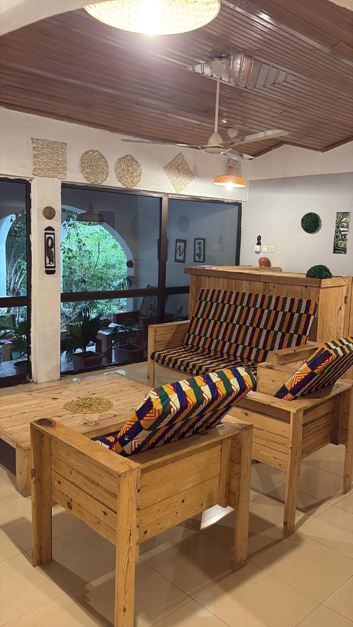 African Treasure Beach Resort Kokrobite 외부 사진